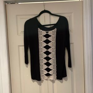 Womens  2 pc black with cream crochet accent top